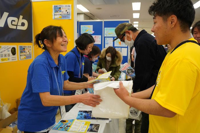 会場出口ではアンケートを実施。抽選で豪華賞品が当たります。