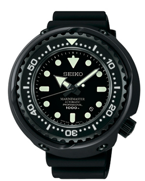 鍵井氏愛用品と色違いのオールブラックモデルをラインアップ