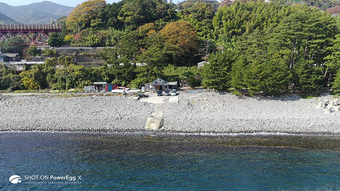 エントリーポイントまであっという間! 海が目の前に広がる《根府川ダイビングサービス》Photo by Marine Photo Library